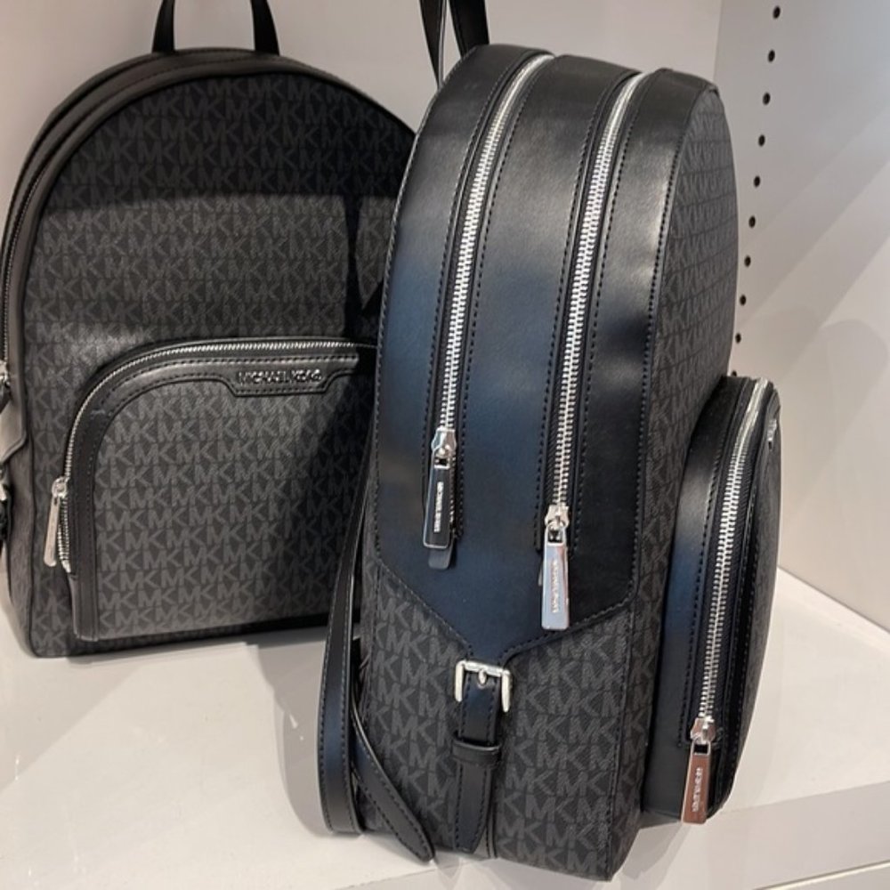 Michael Kors Jaycee Large Zip Pocket Backpack Black - Picture 15 of 16